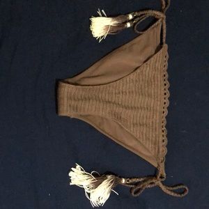*Brand New, Never Worn* H&M Bikini Bottoms